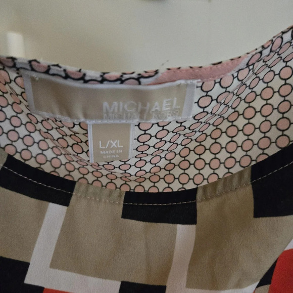 Michael Kors Kimono Style Red Geometric Print Blouse EUC L/XL - Picture 3 of 6